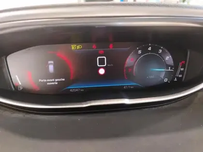 Photo 20 Peugeot 3008  PureTech 130ch S&S BVM6 Allure Pack