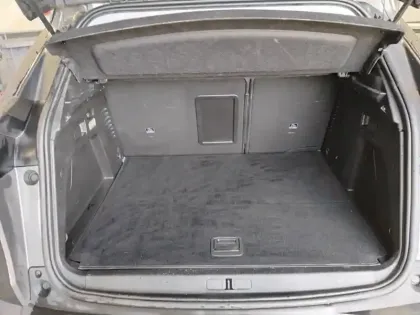 Photo 7 Peugeot 3008  Hybrid 225 e-EAT8 Allure Pack