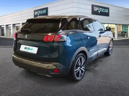 Photo 27 Peugeot 3008  Hybrid 225 e-EAT8 GT