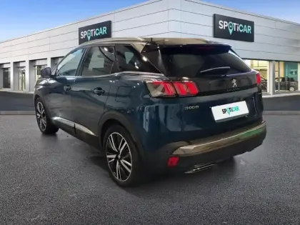 Photo 29 Peugeot 3008  Hybrid 225 e-EAT8 GT