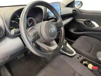 Photo 13 Toyota Yaris  116h Dynamic 5p MY22