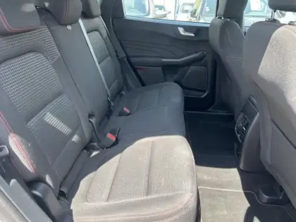 Photo 11 Ford Kuga  2.5 Duratec 190ch FHEV E85 ST-Line BVA