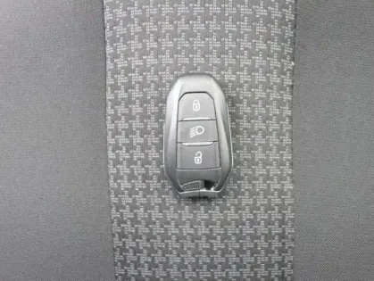 Photo 14 Peugeot 3008  1.2 PureTech 130ch Active Business S&S