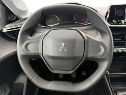 Photo 11 Peugeot 208  1.2 PureTech 75ch S&S Like