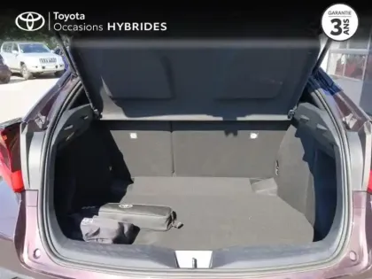 Photo 10 Toyota C-HR  1.8 Hybride 122ch Collection E-CVT