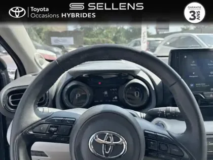 Photo 12 Toyota Yaris  116h Iconic 5p MY22