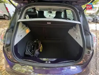 Photo 13 Renault Zoé Zoe E-Tech Techno charge normale R135 - 22B