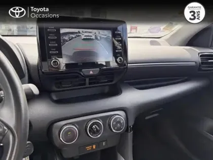 Photo 14 Toyota Yaris  120 VVT-i Dynamic 5p MY21