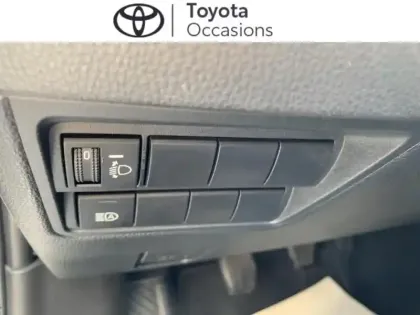 Photo 8 Toyota Yaris  120 VVT-i Dynamic 5p MY22