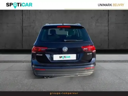 Photo 5 Volkswagen Tiguan  2.0 TDI 150ch BlueMotion Technology Confortline