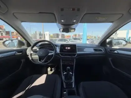 Photo 12 Volkswagen T-roc  1.5 TSI EVO 150ch Style