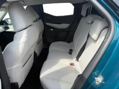 Photo 9 DS DS 3  Crossback BlueHDi 130ch Grand Chic Automatique 98g