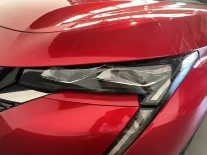 Photo 11 Peugeot 308  PHEV 180 GT e-EAT8 Toit Pano / Led Matrix / GPS / Camera 360