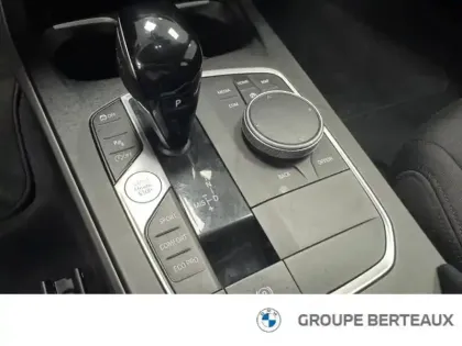 Photo 8 BMW Serie 1 Série 1 116iA 109ch Business Design DKG7