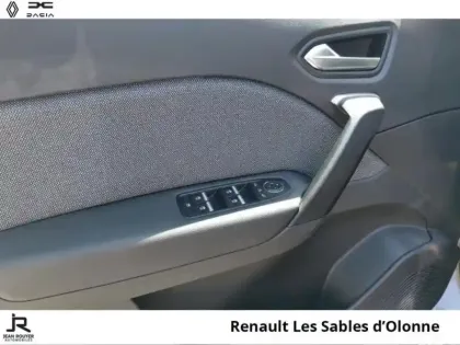 Photo 13 Renault Captur  1.6 E-Tech full hybrid 145ch Techno