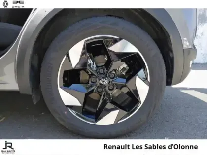 Photo 7 Renault Captur  1.6 E-Tech full hybrid 145ch Techno