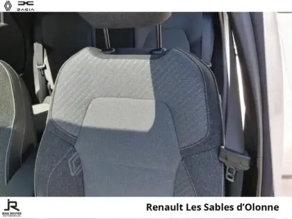Photo 14 Renault Captur  1.6 E-Tech full hybrid 145ch Techno