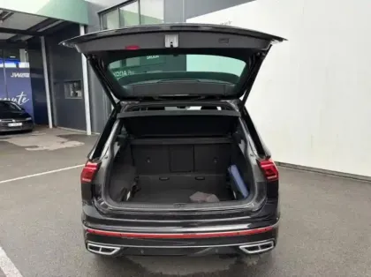 Photo 5 Volkswagen Tiguan  2.0 TDI 150ch R-Line Exclusive DSG7