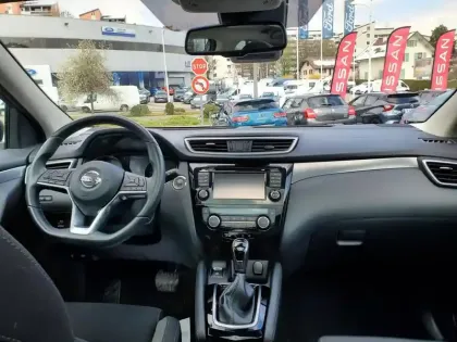 Photo 18 Nissan Qashqai  1.3 DIG-T 160ch N-Connecta DCT