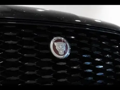 Photo 14 Jaguar F-Pace  P400e Plug-in-Hybrid SE BVA8 AWD