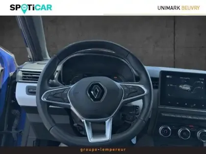 Photo 11 Renault Clio  1.6 E-Tech hybride 140ch Limited -21N