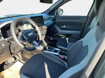 Photo 13 Dacia Duster  1.6 hybrid 140ch Extreme