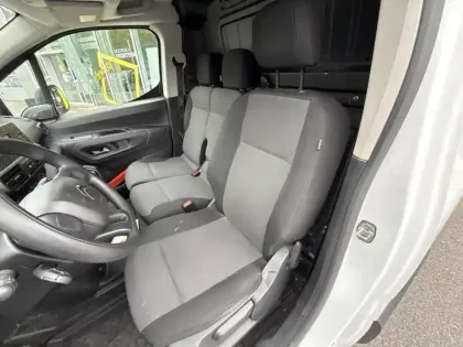 Photo 10 Citroën Berlingo  Van XL 950kg BlueHDi 100 S&S Club BVM5