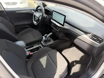 Photo 10 Ford Focus  1.0 EcoBoost mHEV 125ch Titanium X Business