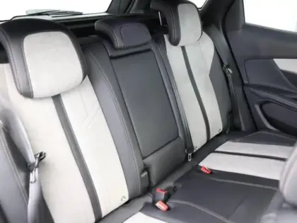 Photo 9 Peugeot 3008  HYBRID 225ch GT e-EAT8