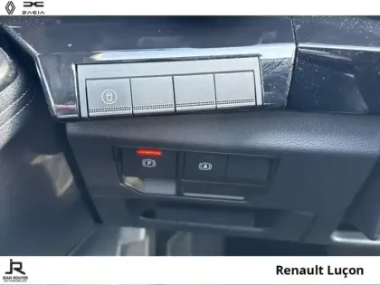 Photo 14 Renault Austral  1.2 E-Tech full hybrid 200ch Techno - 25