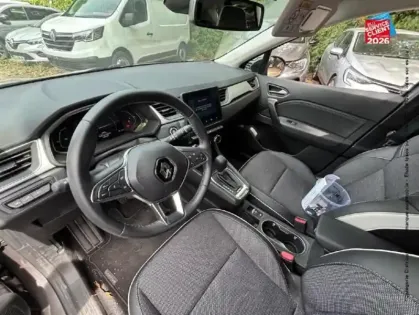 Photo 29 Renault Captur  1.6 E-Tech hybride 145ch Techno