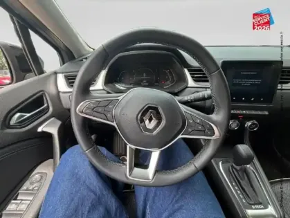 Photo 26 Renault Captur  1.6 E-Tech hybride 145ch Techno