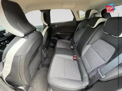 Photo 40 Renault Captur  1.6 E-Tech hybride 145ch Techno