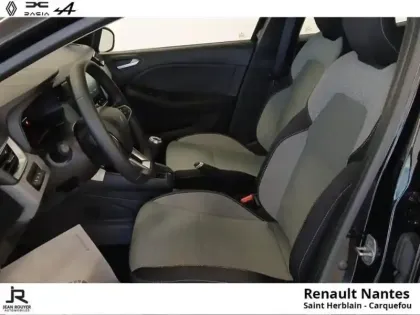 Photo 10 Renault Clio  1.5 dCi 100ch Evolution