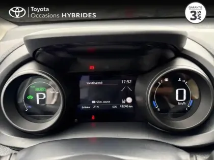 Photo 13 Toyota Yaris  Cross 116h Dynamic MY22