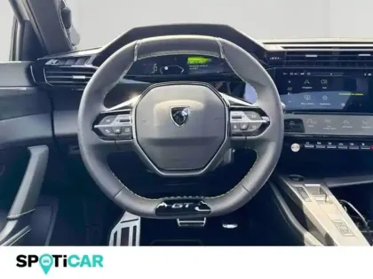 Photo 11 Peugeot 308  Hybrid 145ch GT / TOIT OUVRANT / FOCAL