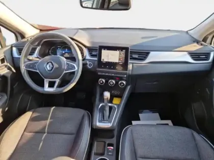 Photo 12 Renault Captur  1.6 E-Tech hybride 145ch Intens -21