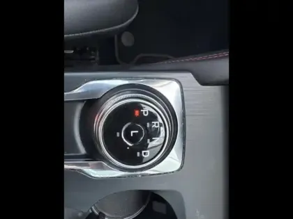 Photo 8 Ford Kuga  2.5 Duratec 180ch Hybrid FlexiFuel ST-Line X Powershift