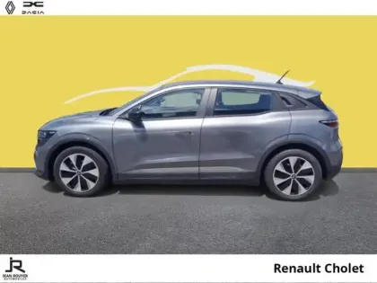 Photo 9 Renault Megane  E-Tech Electric EV60 130ch Evolution ER super charge -B