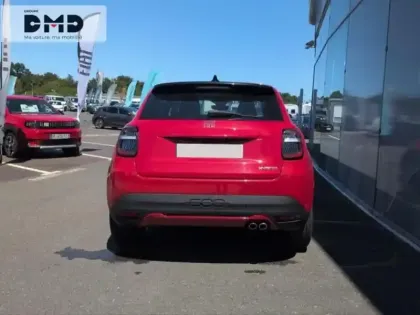Photo 11 Fiat 600  1.2 Hybrid Turbo 145ch Pop eDCT6 Step 2