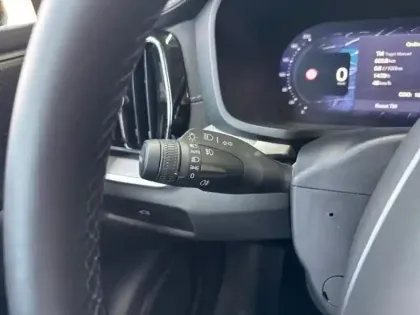 Photo 14 Volvo V60  B4 197ch Ultra Style Dark DCT 7