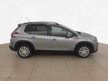 Photo 10 Peugeot 2008  PureTech 130ch S&S EAT6
