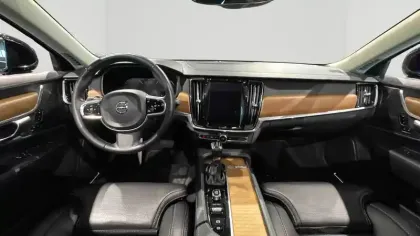Photo 13 Volvo S90  D4 190 ch  Geartronic 8
