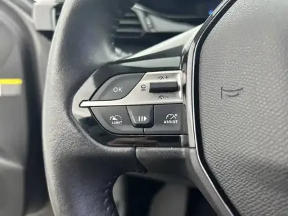Photo 14 Peugeot 308  SW BlueHDi 130ch S&S EAT8