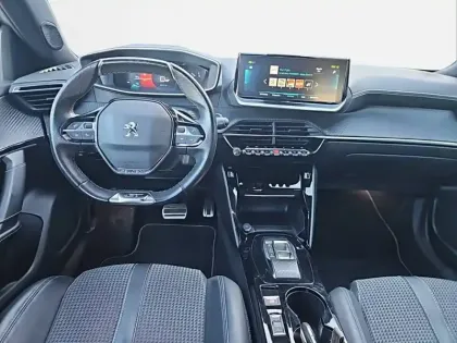 Photo 27 Peugeot 2008  Electrique 136 ch