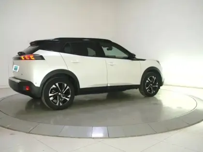 Photo 44 Peugeot 2008  Electrique 136 ch