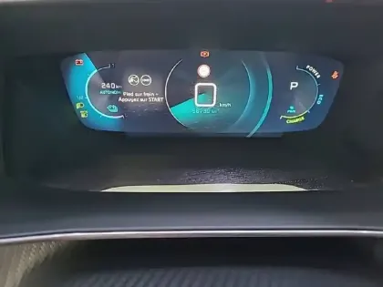 Photo 49 Peugeot 2008  Electrique 136 ch