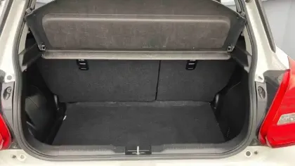 Photo 9 Suzuki Swift  1.2 Dualjet Hybrid Auto (CVT)
