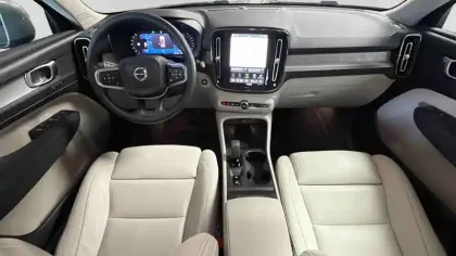 Photo 22 Volvo XC40  B3 163 ch DCT7