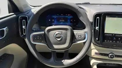 Photo 12 Volvo XC40  B3 163 ch DCT7